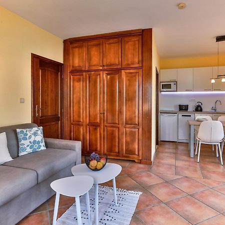 Damonte - Apartments And Rooms Budva Luaran gambar