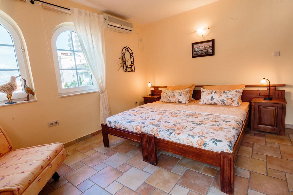 Damonte - Apartments And Rooms Budva Luaran gambar