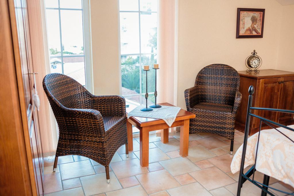 Damonte - Apartments And Rooms Budva Luaran gambar