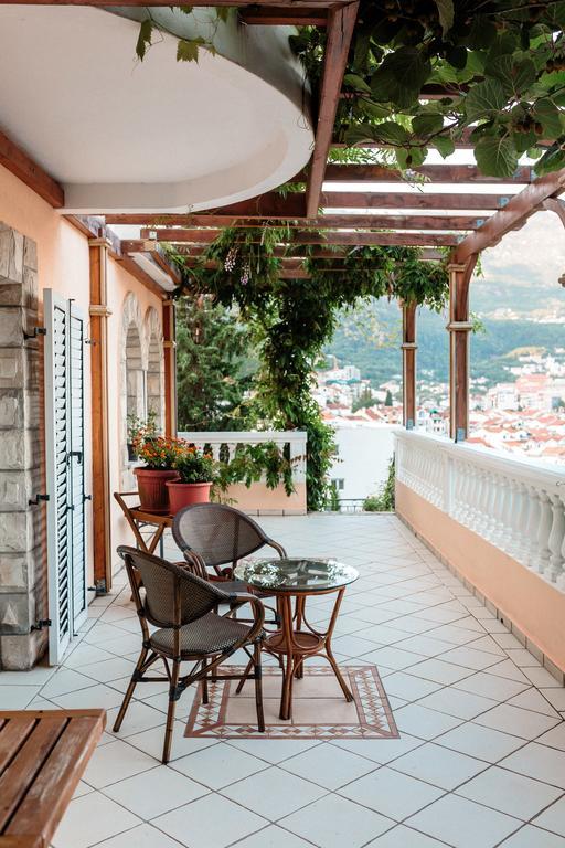 Damonte - Apartments And Rooms Budva Luaran gambar