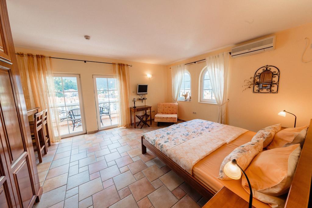 Damonte - Apartments And Rooms Budva Luaran gambar