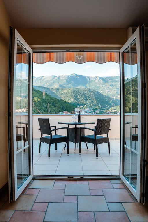 Damonte - Apartments And Rooms Budva Luaran gambar