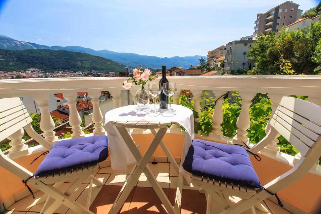 Damonte - Apartments And Rooms Budva Luaran gambar