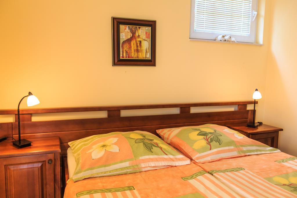 Damonte - Apartments And Rooms Budva Luaran gambar