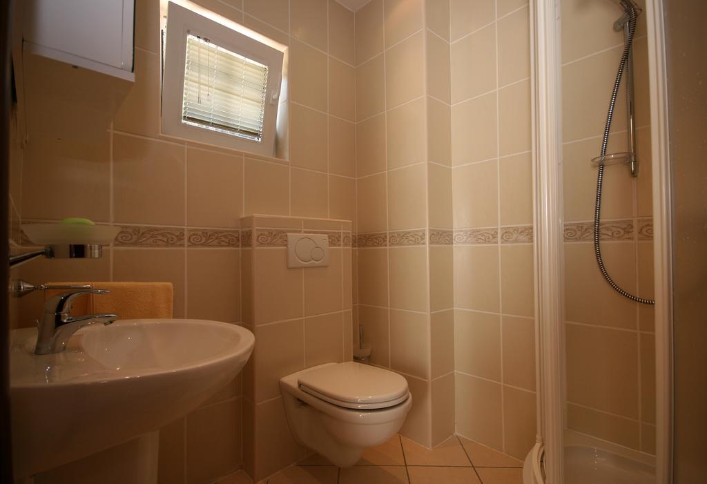 Damonte - Apartments And Rooms Budva Luaran gambar