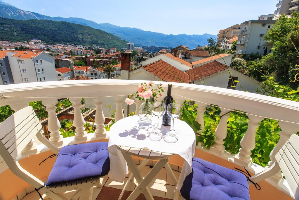 Damonte - Apartments And Rooms Budva Luaran gambar