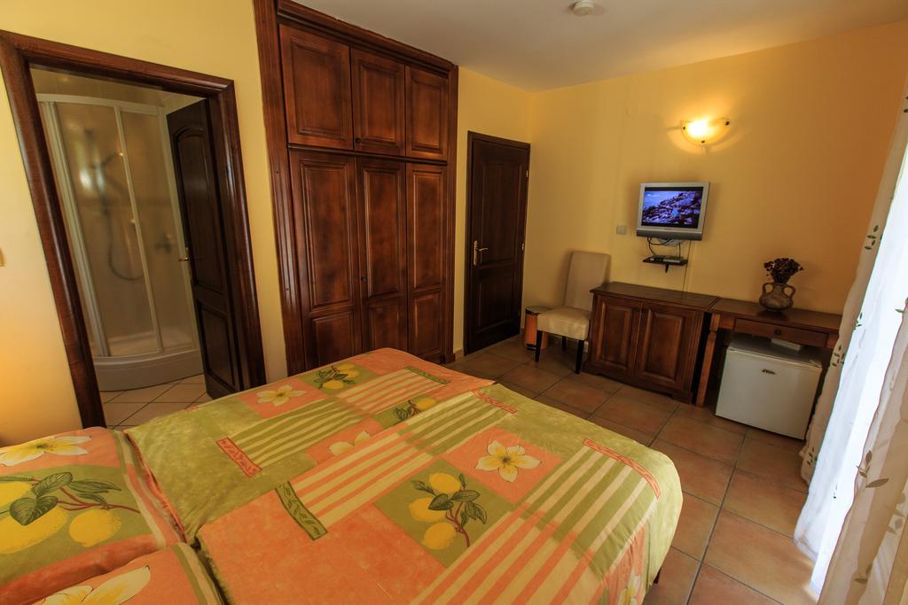 Damonte - Apartments And Rooms Budva Luaran gambar