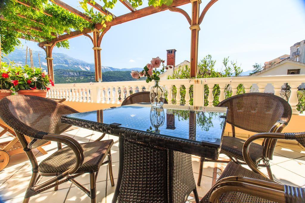 Damonte - Apartments And Rooms Budva Luaran gambar